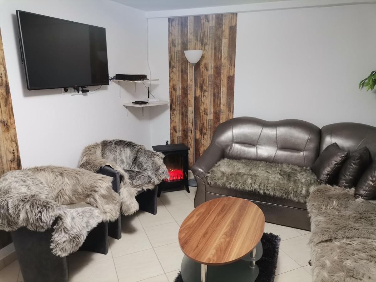 Apartman Ustie Trstená Eksteriør bilde